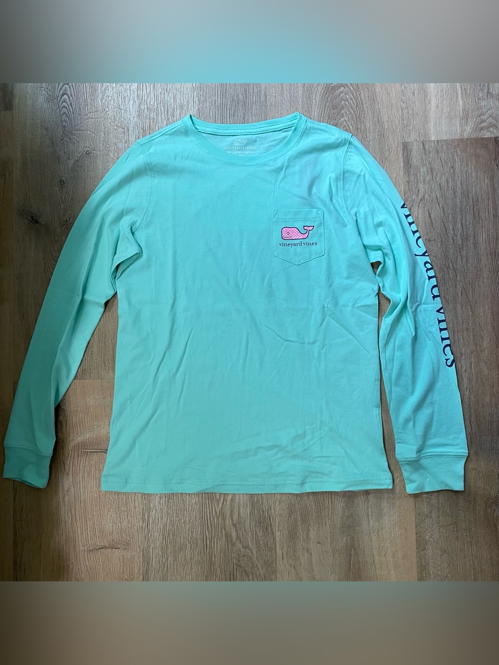 New women’s vineyard vines long sleeve